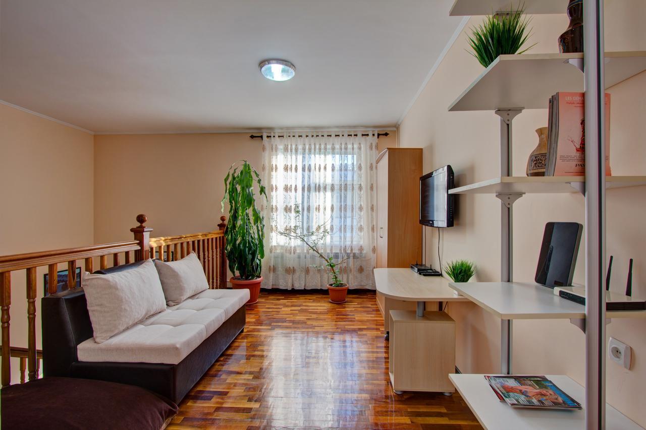Centre Hostel Бішкек Екстер'єр фото
